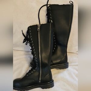 Demonia Bolt-400 knee-high combat boots in black vegan leather. Size 8 DOB 1999